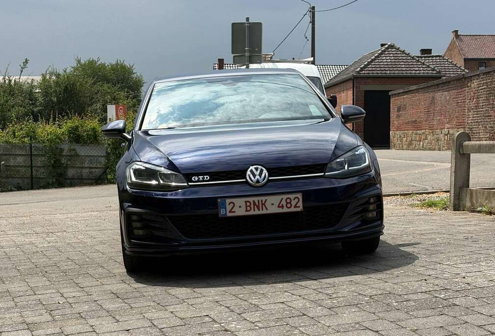 Volkswagen Golf 2.0 CR TDi BMT DSG