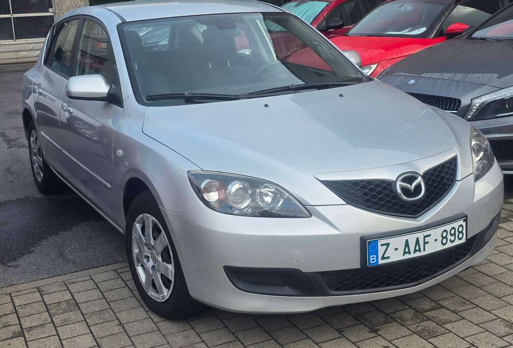 Mazda 3 1.6 Turbo CDVi 16v avec 106 599 km CAR PASS /AIRCO / FEUILLE ROSE