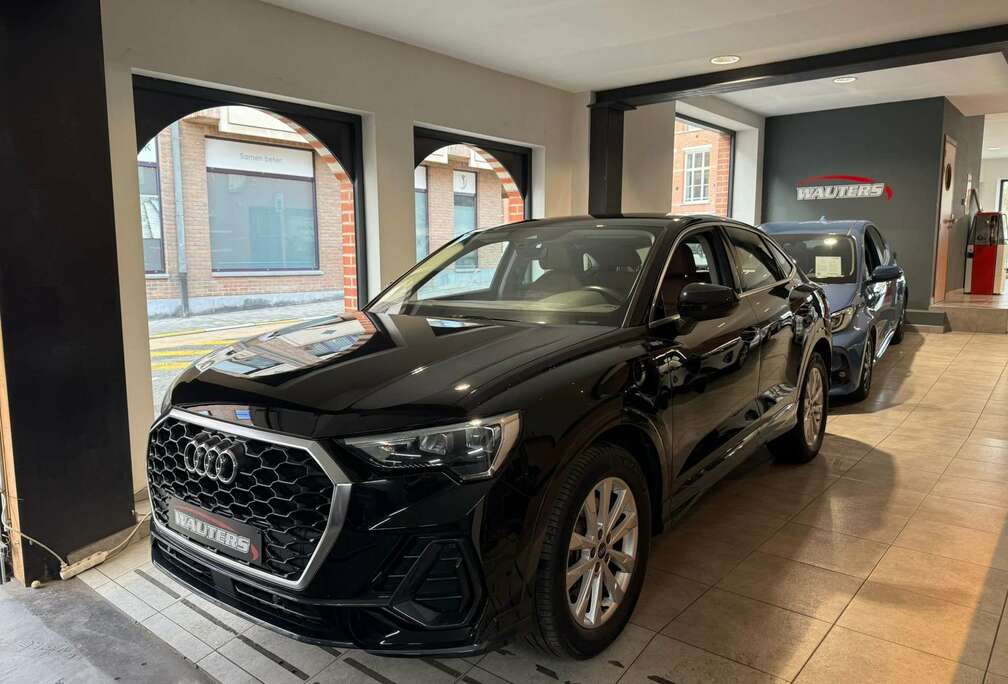 Audi Q3 45 TFSIe Sportback S tronic