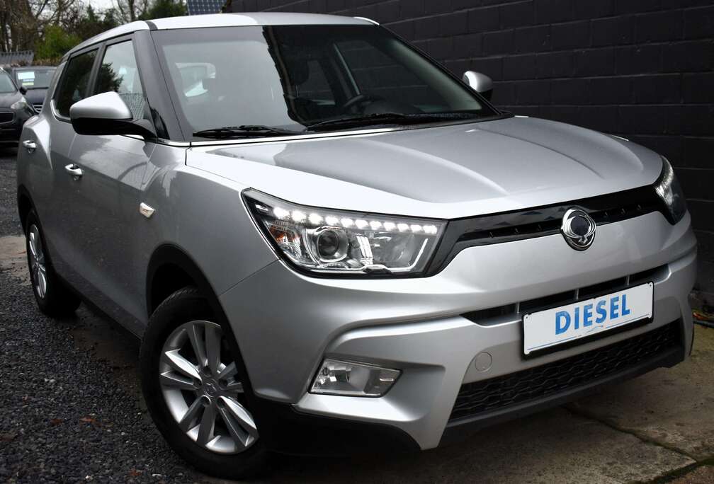 SsangYong Tivoli 1.6 e-XDi 2WD Crystal/ NAVI / CAM /GARANTIE