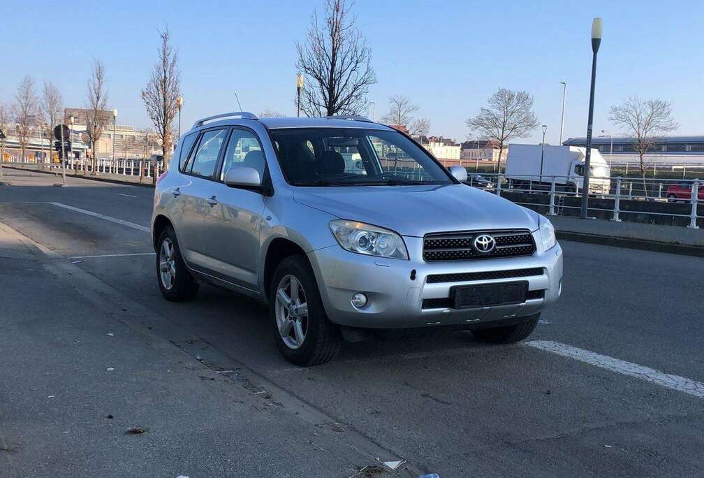 Toyota 2.0i VVT-i 16v VX