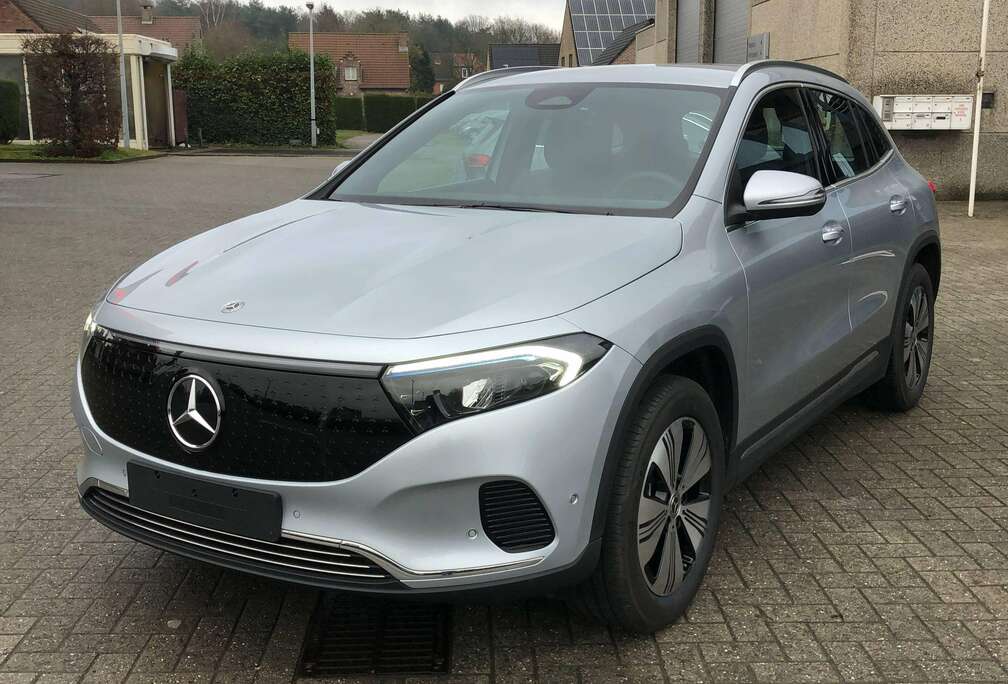 Mercedes-Benz 4 Matic Sfeerverlichting Carplay Winter pack Keyless Entry Camera draadloos laden van Smartphone