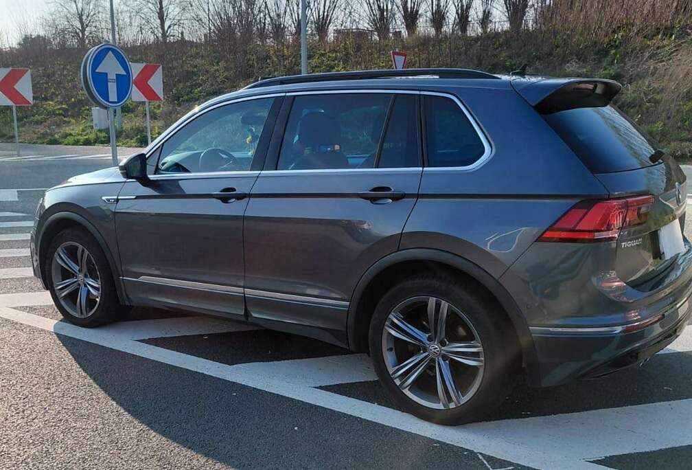 Volkswagen 2.0 TDi SCR 4Motion Highline DSG (EU6.2)