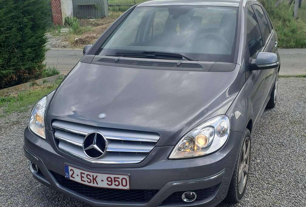 Mercedes-Benz B 180 CDI Essential