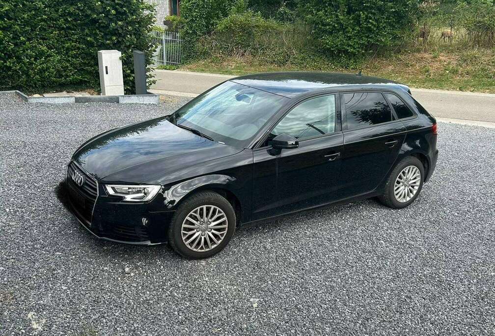 Audi A3 Sportback 1.6 TDi Business Edition S tronic