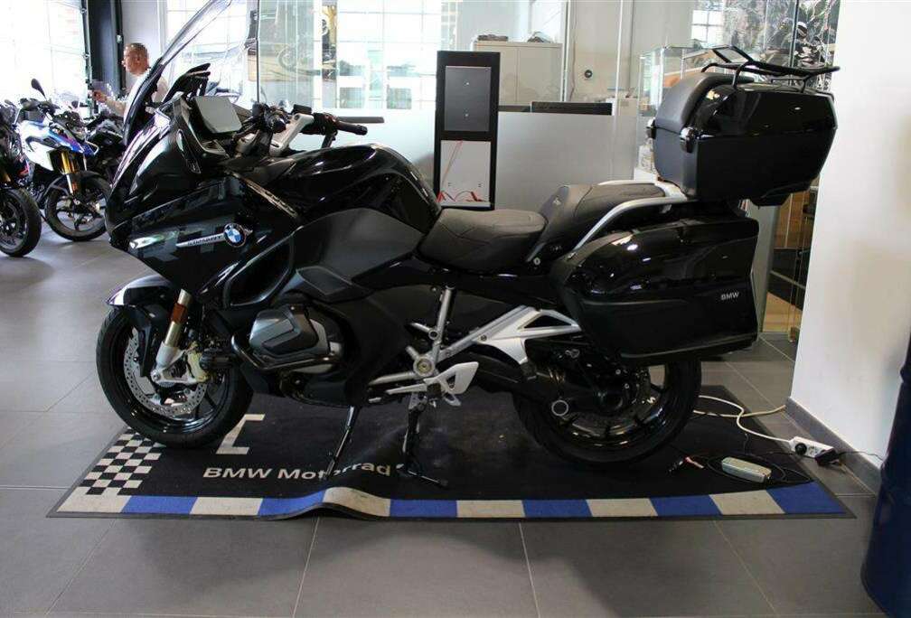 BMW 0
