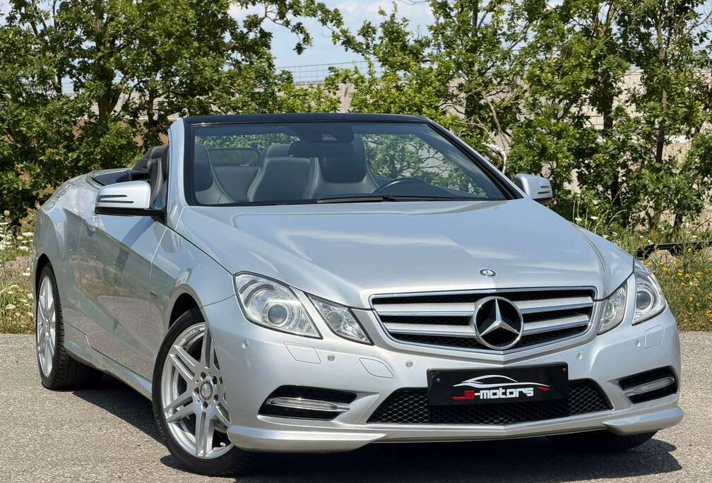 Mercedes-Benz CABRIOLET E 220 • PACK AMG •