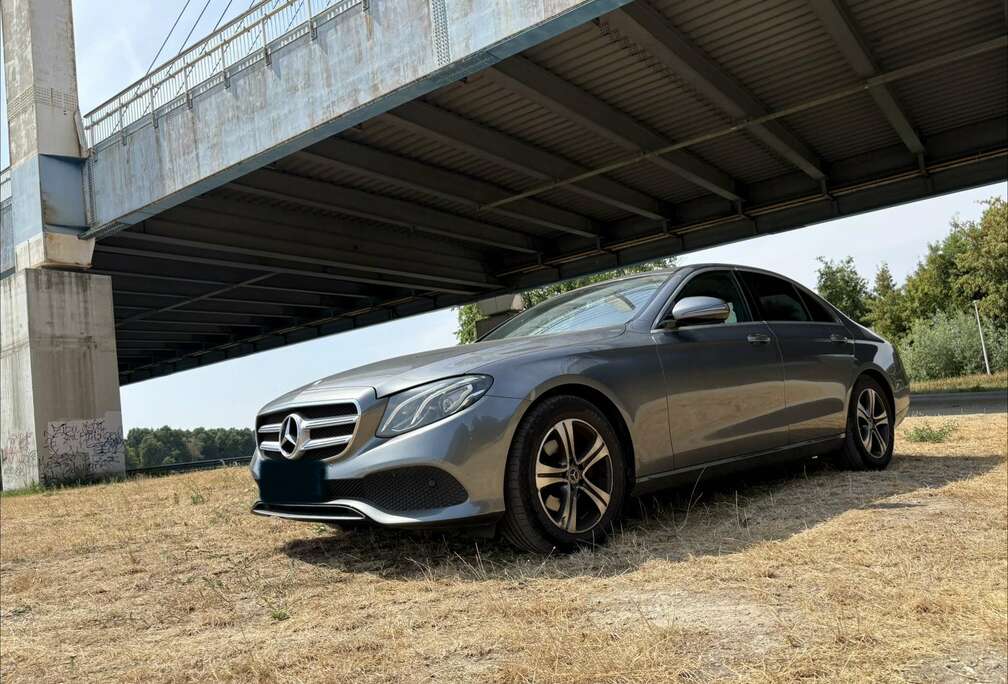Mercedes-Benz D