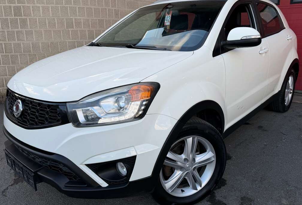 SsangYong 2.0 e3 2WD Crystal Plus + CLIM
