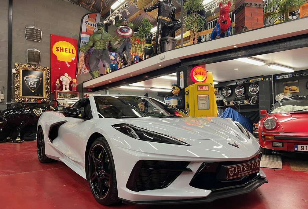 Chevrolet C8 Stingray z51 Launch Edition 70 th Anniversaire