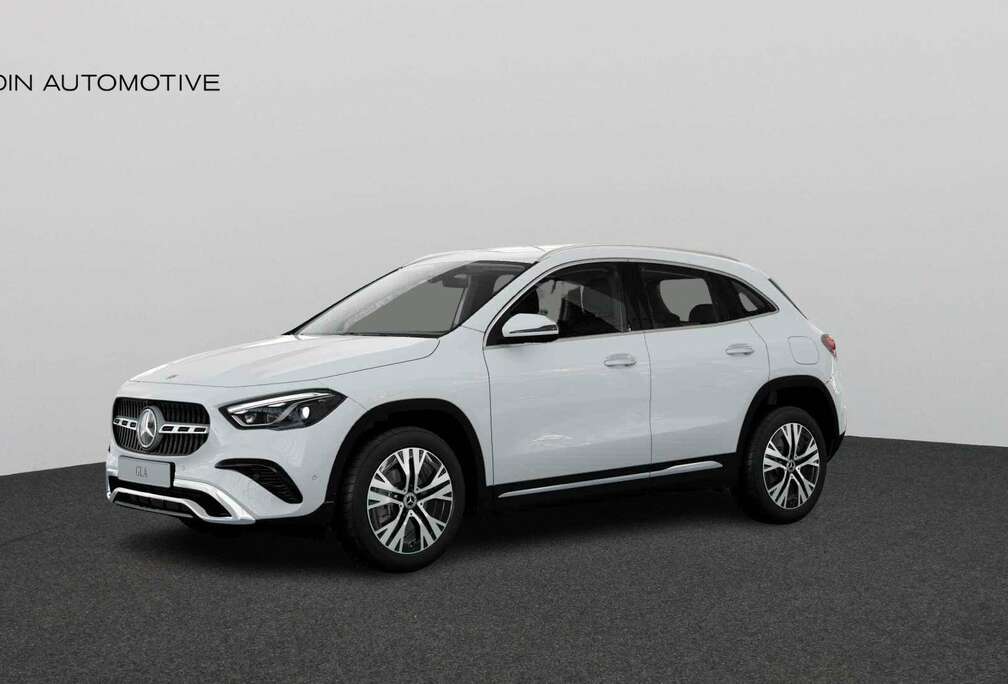 Mercedes-Benz Luxury Line  Distronic  360 Parkeerpakket  Aut