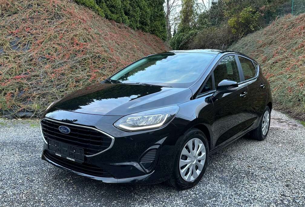 Ford 1.1i Connected /Sg+Vol. chauff. /CarPlay /Led /...