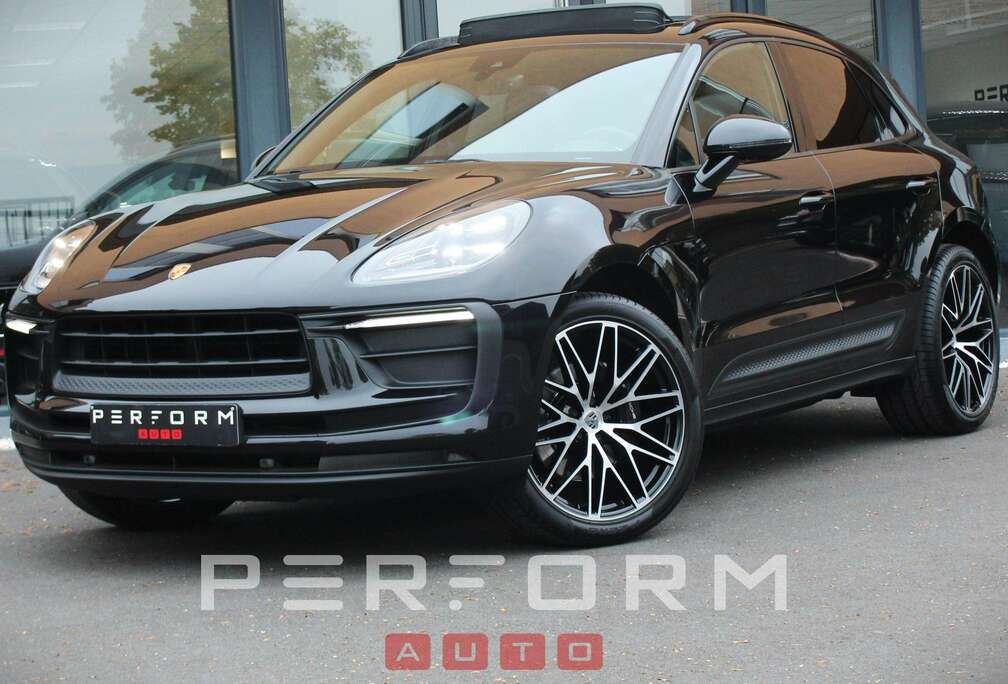 Porsche 2.0i *PANO*KEYLESS * BOSE * LUCHTVERING* + 1J GRNT