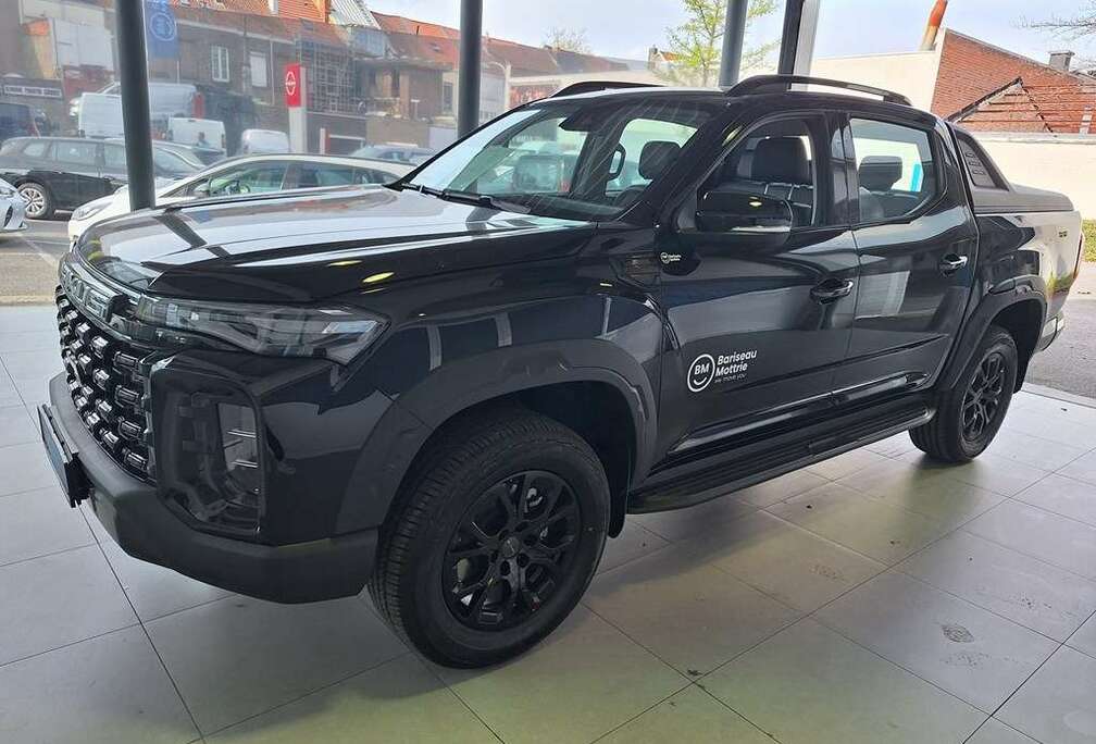 2.0D 8AT 4WD LUXURY * LEDEREN ZETELS * INDUCTIELA