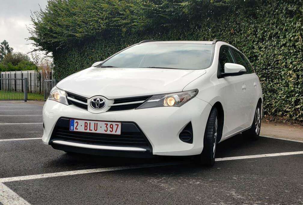 Toyota Auris 1.4 D-4D Touring Sports Edition