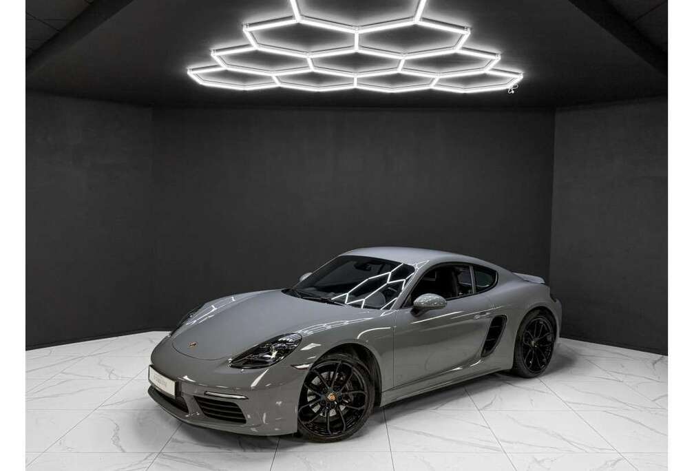 Porsche Cayman 718 / CHRONO / STYLE EDITION