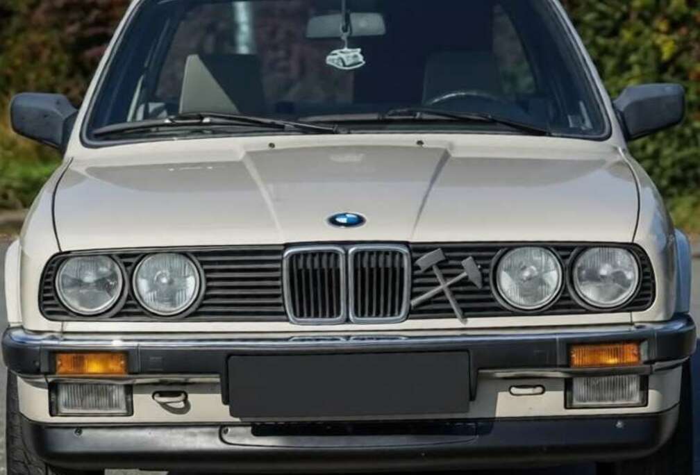 BMW i