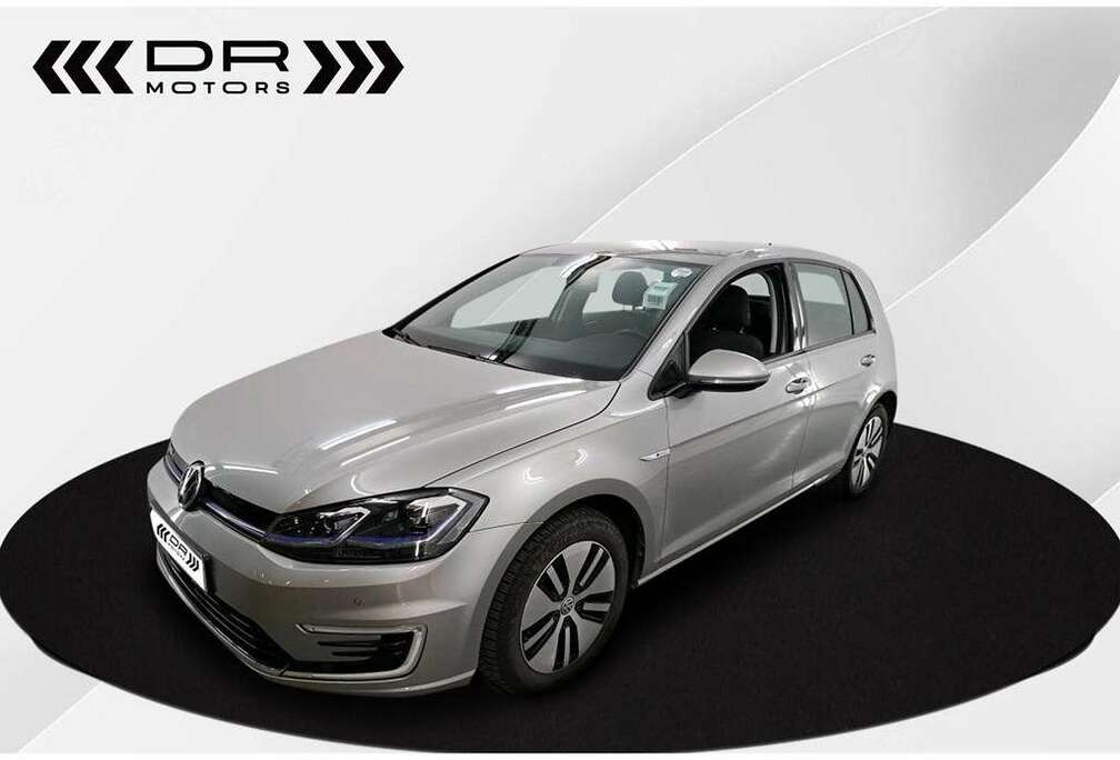 Volkswagen E-GOLF 35,8KWH - LED - NAVIGATIE - OVERHEIDSPREMIE