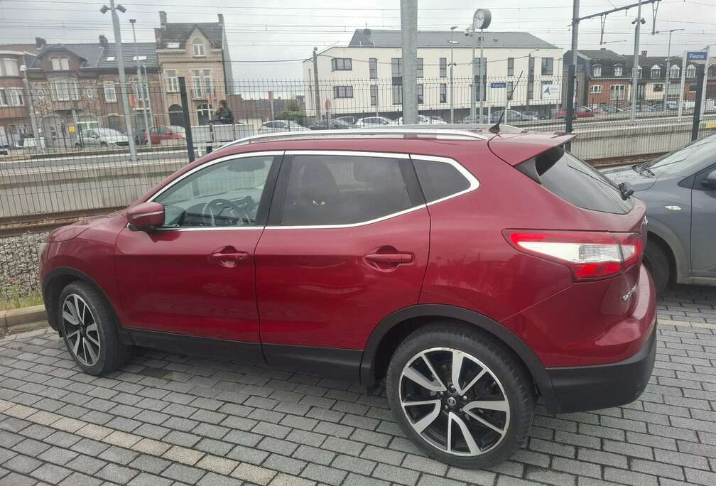 Nissan 1.6dCi Tekna 4x2 19