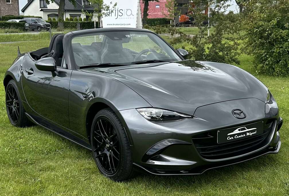 Mazda SKYACTIV-G 2.0 Selection
