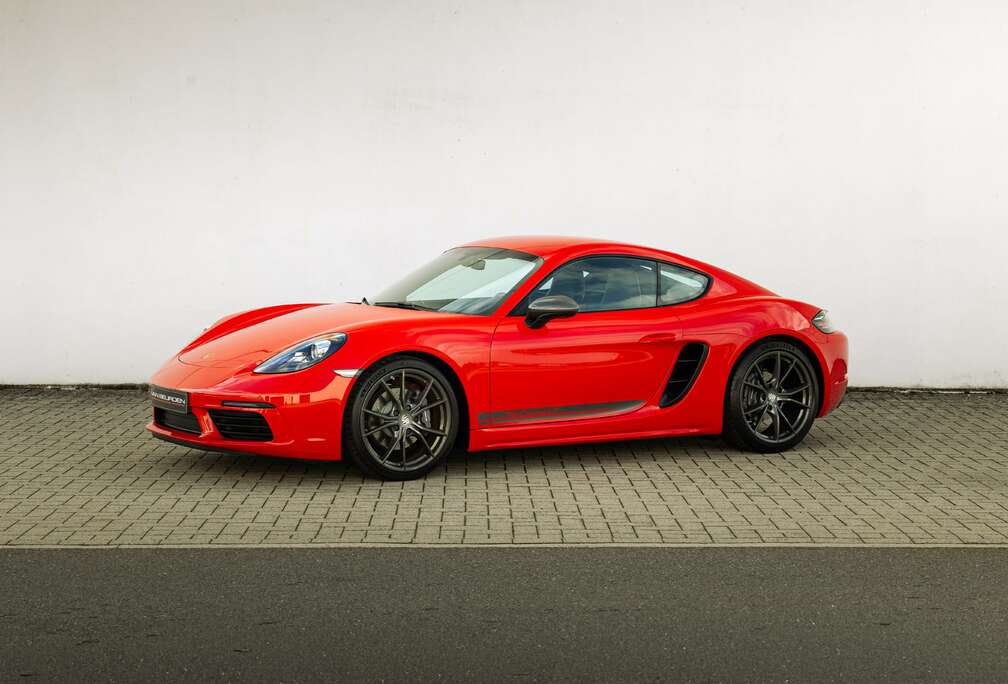 Porsche 718 Cayman T  PDK