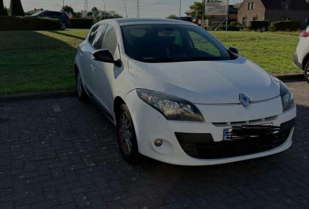 Renault Megane 1.5 dCi Dynamique FAP EDC