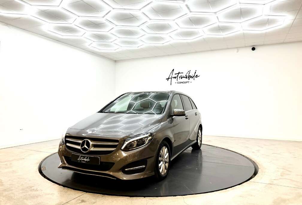 Mercedes-Benz ✅1AN GARANTIE✅PANO✅1ER PROPRIO✅EURO 6B✅CARNET D’ENTRETIEN