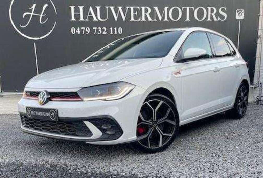 Volkswagen 2.0 // IQ Light // Car play