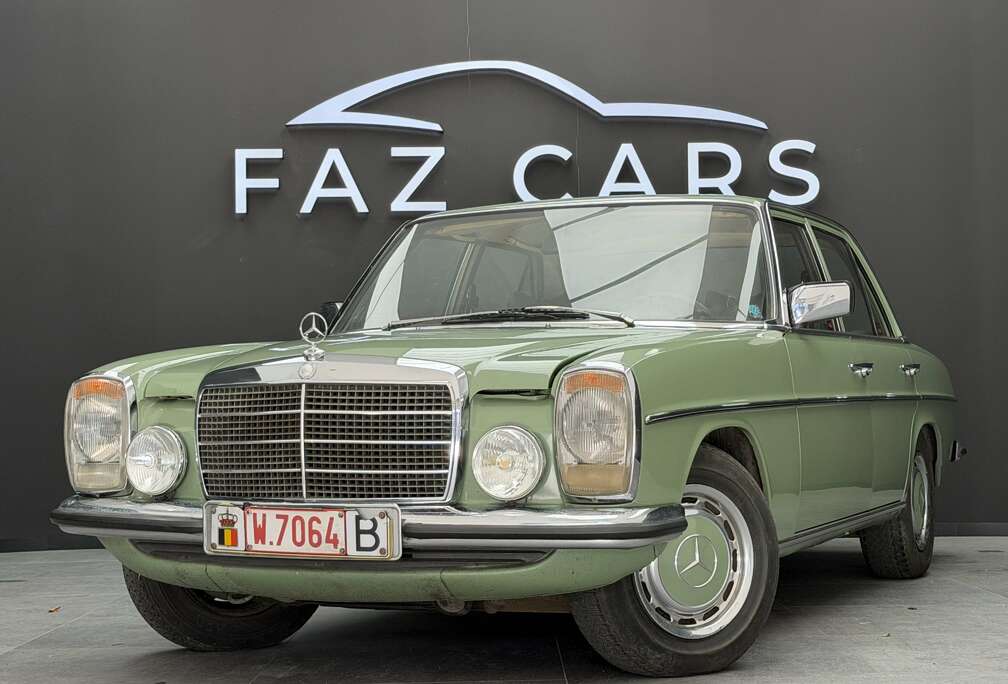 Mercedes-Benz Bar 8 (W115)  Strich Acht   * 1ER PROP *