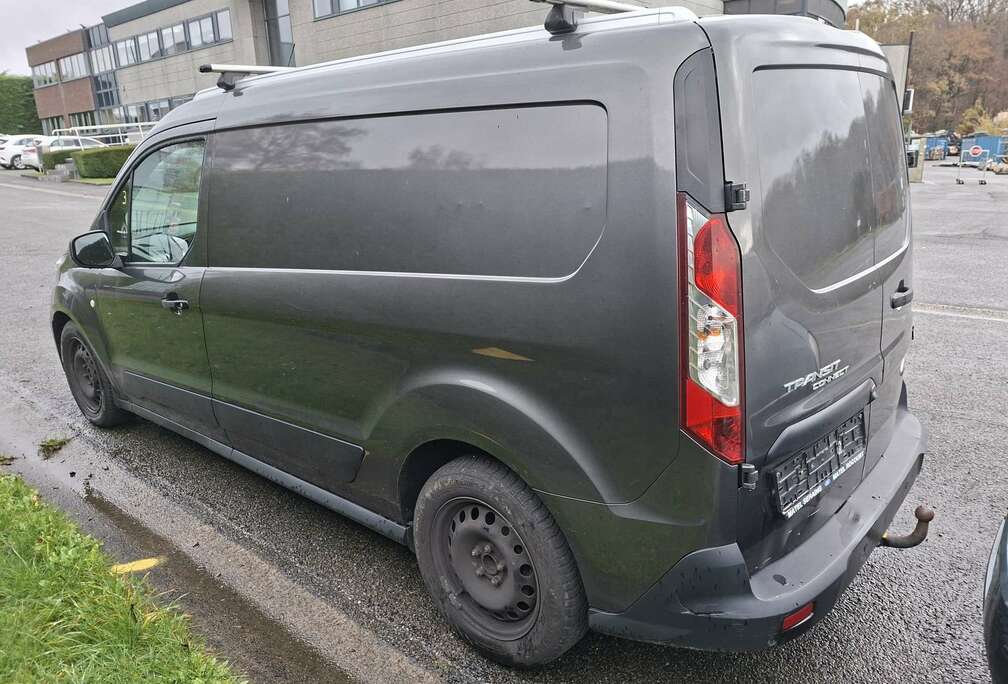 Ford chassis long , boîte automatique, 3 places