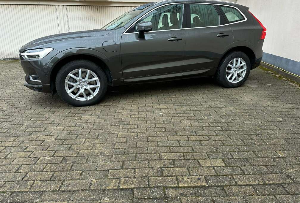 Volvo XC60 2.0 T8 TE AWD PHEV Momentum Gear.