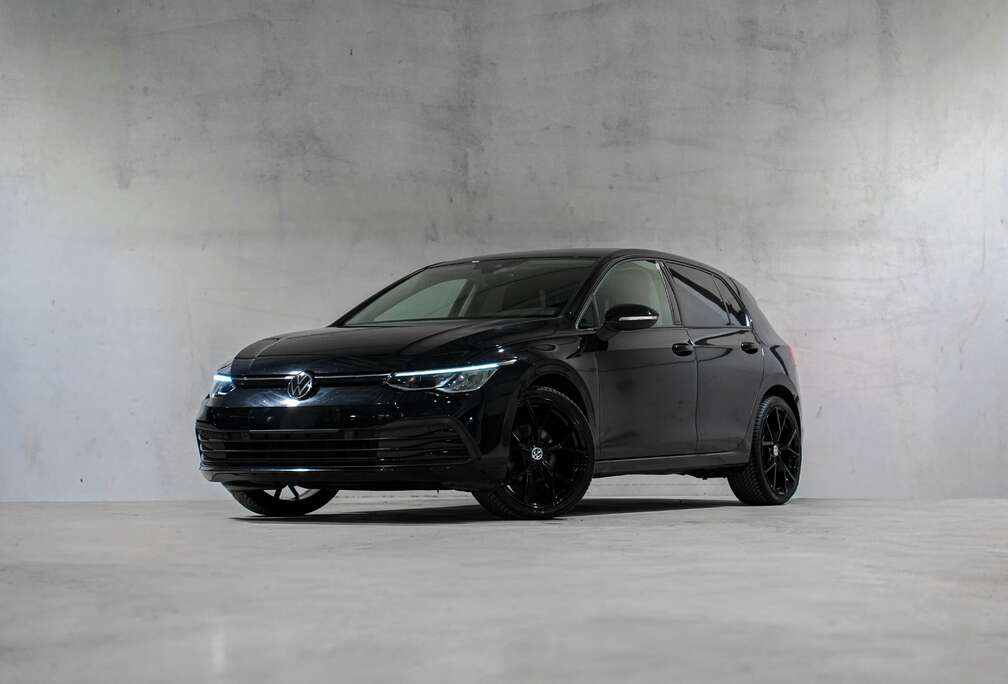 Volkswagen  AUTO  19\' R LINE  FULL BLACK  CARPLAY  TVA