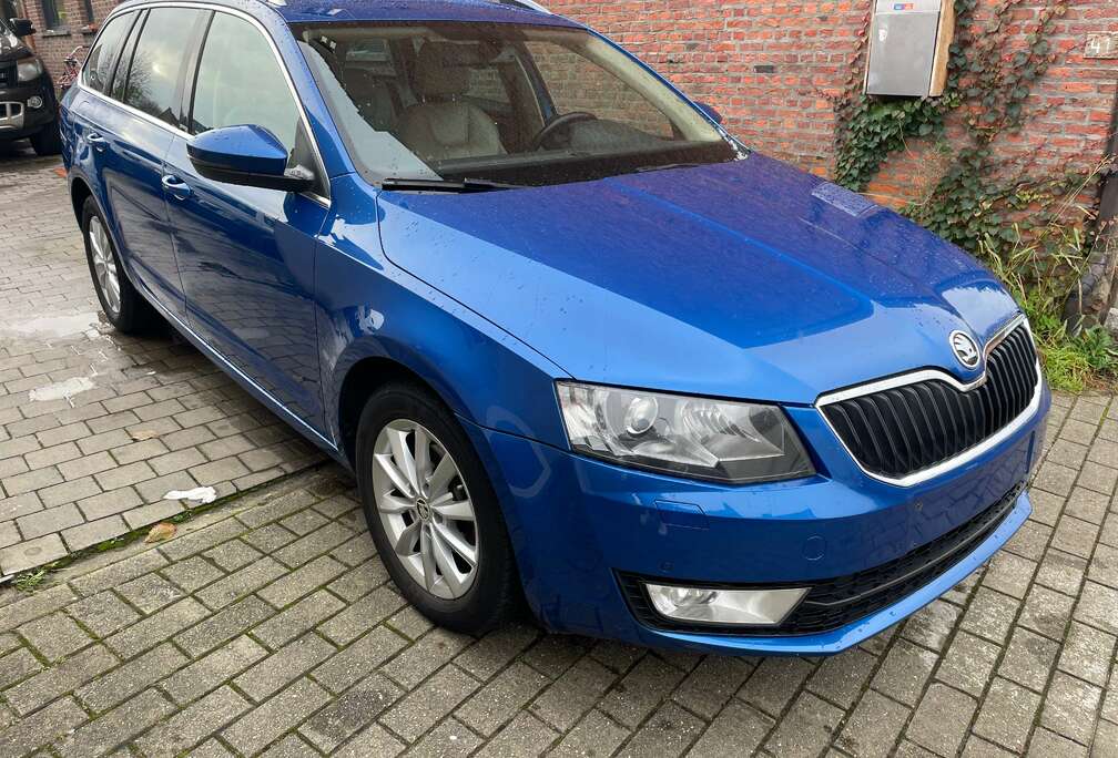 Skoda Octavia Combi 1.6 TDI Green tec DSG Edition