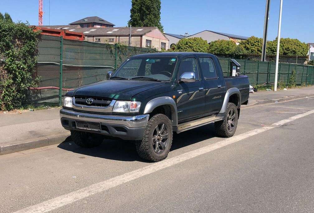 Toyota 2.5 Turbo D-4D 4WD SR5