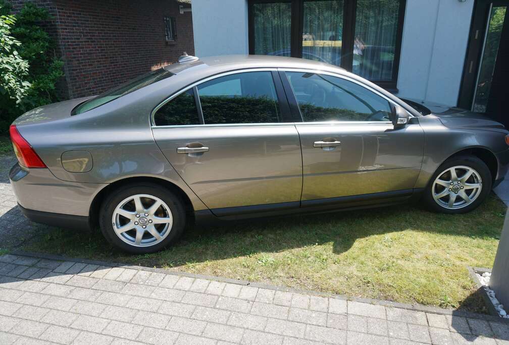 Volvo S80 2.0i 16v Mometum