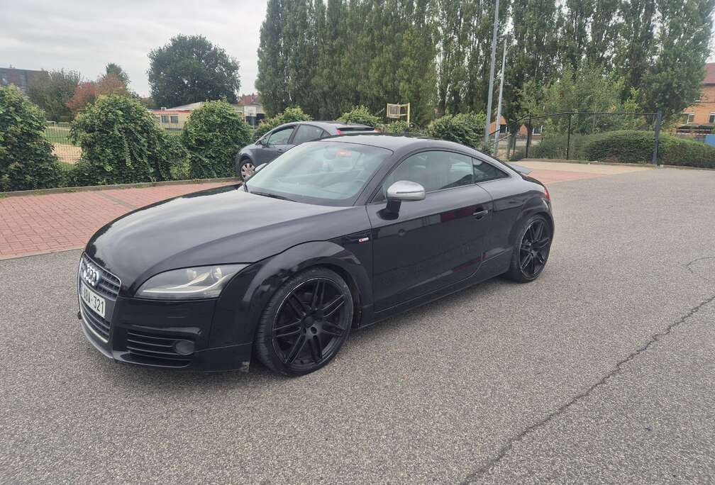 Audi TT Coupé 2.0 TFSI S line