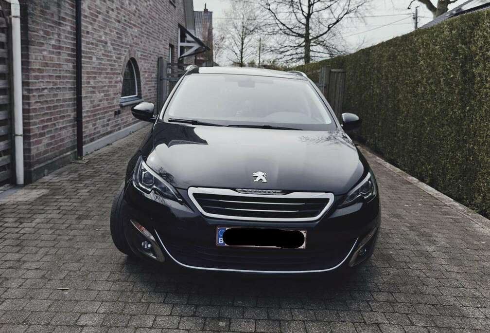 Peugeot 308 SW 1.2 PureTech Allure STT