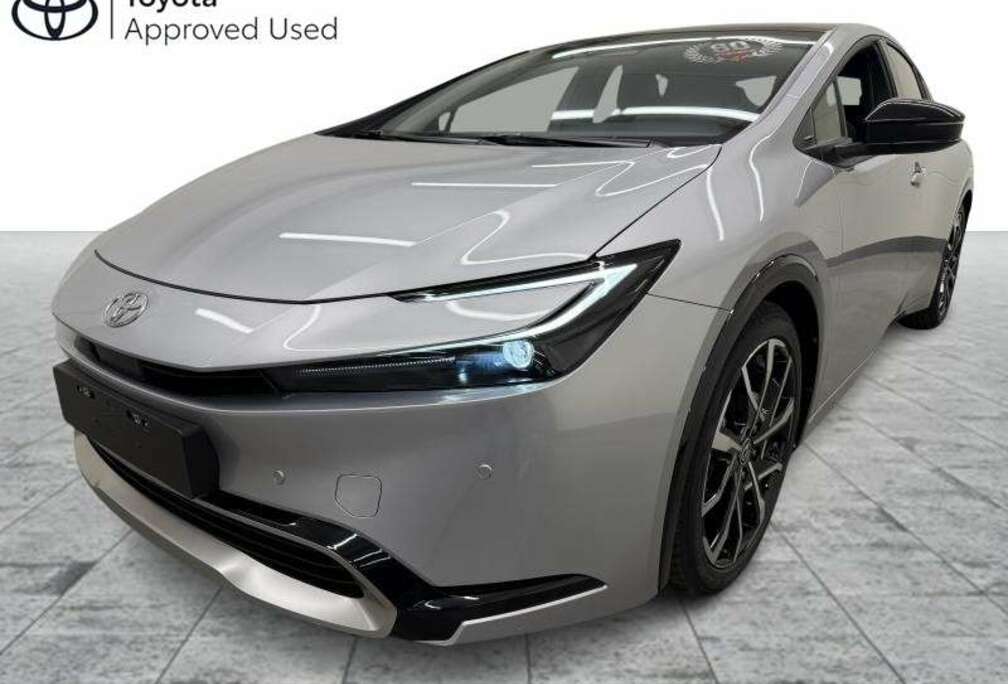 Toyota Premium Plus + STOCK NIEUW