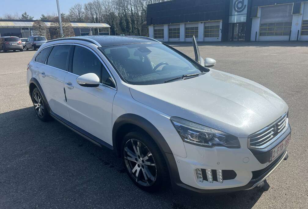 Peugeot RXH Hybrid4
