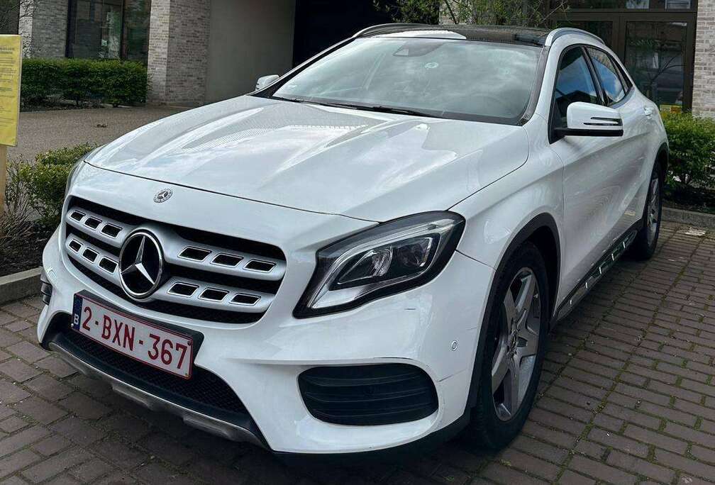 Mercedes-Benz GLA 200