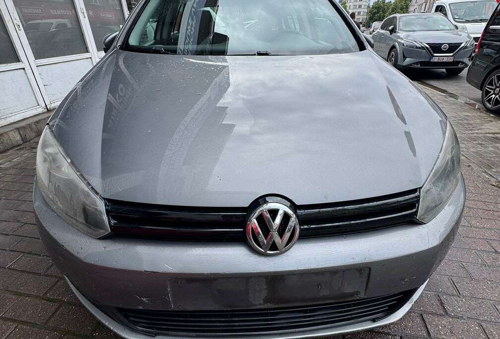 Volkswagen Golf VI