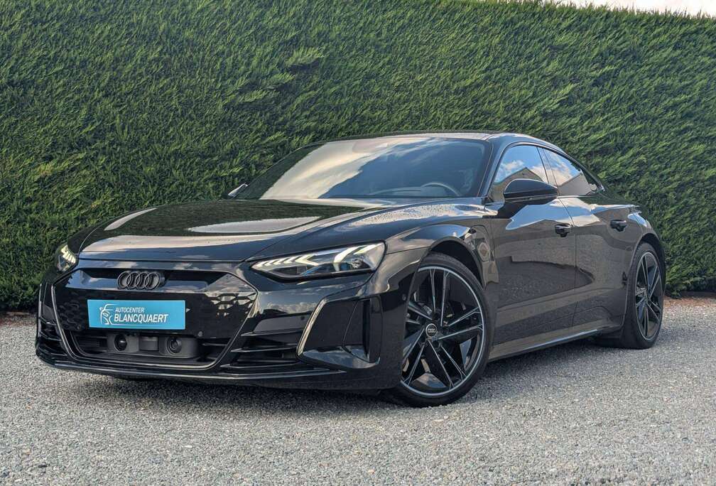 Audi RS - NP 188.000 - head up - carbid -nachtcamera - zetelventulatie