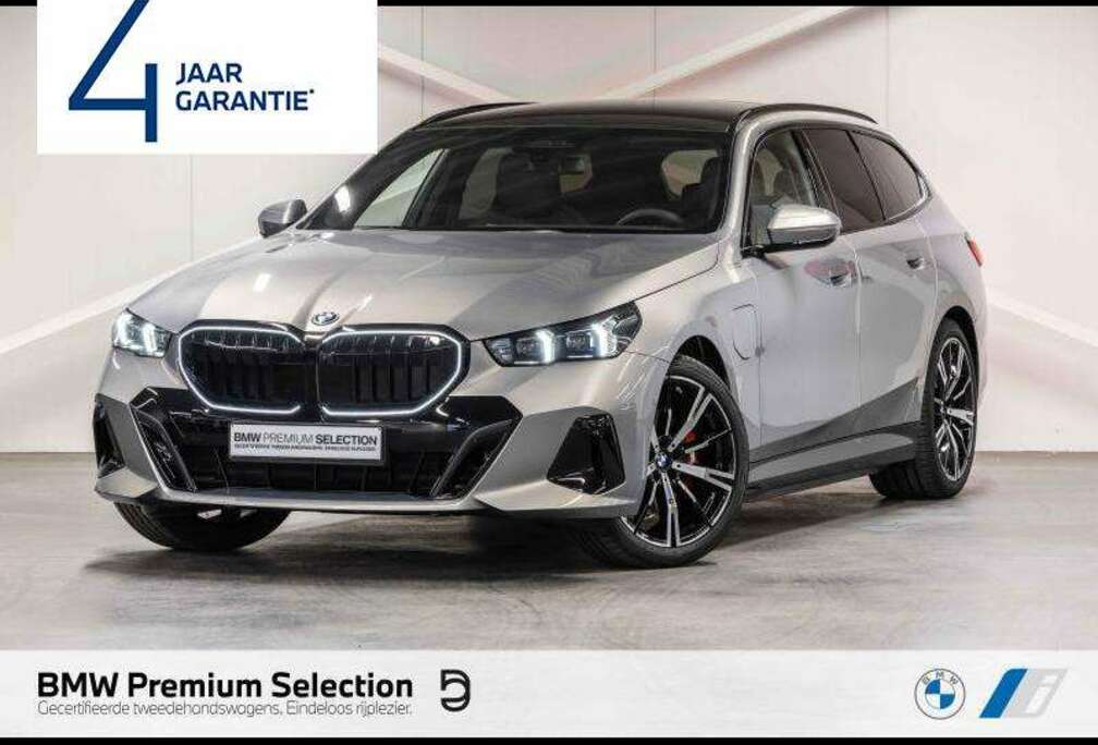 BMW 530e Touring M Sport Pro | PANO | B&W | TREKHAAK |
