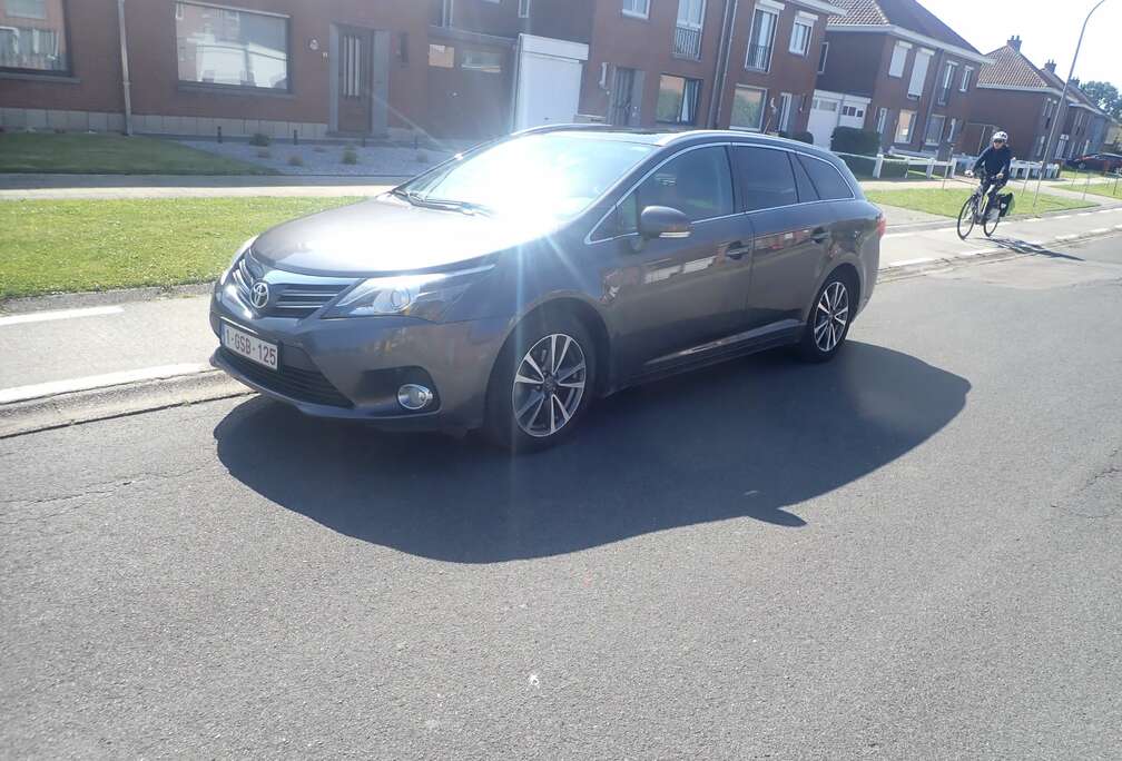 Toyota Avensis+Combi+2.0+D-4D+Comfort