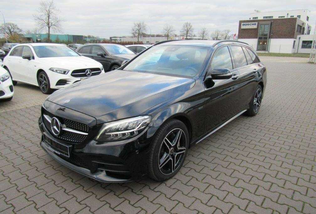 Mercedes-Benz C 300 de T 9G-TRONIC AMG Line