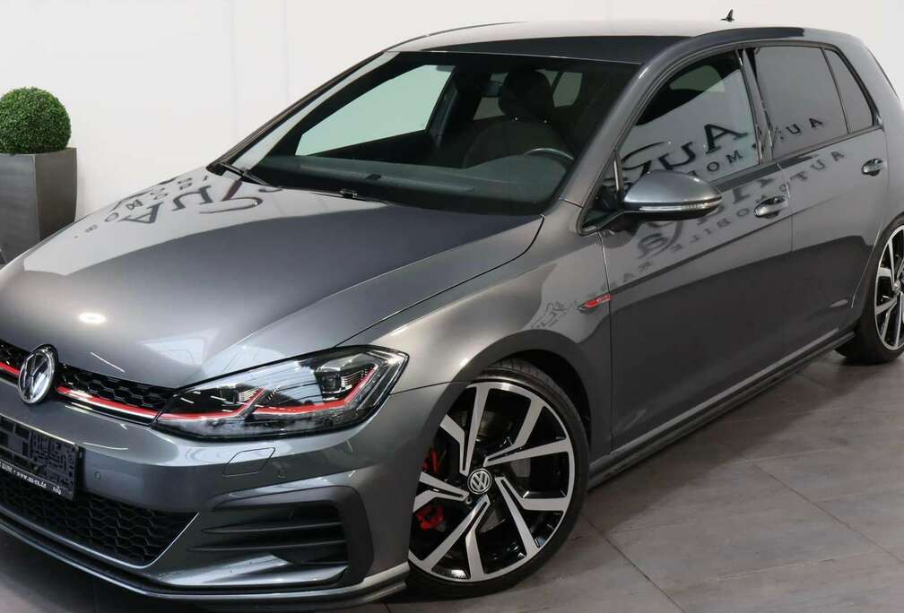Volkswagen Golf 2.0 GTI 7.5 PERFORMANCE