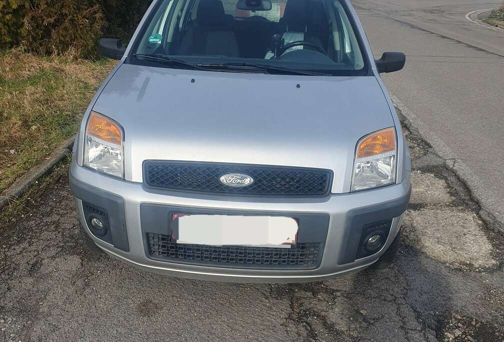 Ford 1.4i Ambiente