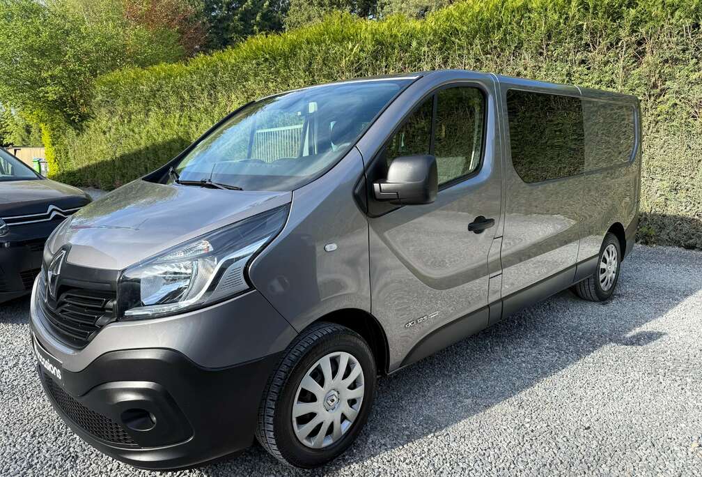 Renault 1.6 dCi 29 L2H1 Energy Twin Turbo - DOUBLE CABINE 6 PLACES -\
