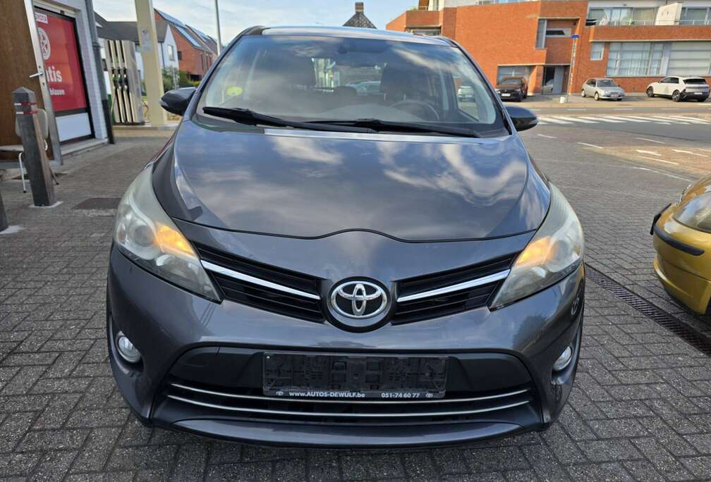 Toyota Verso 1.6 D-4D Skyview 7pl.