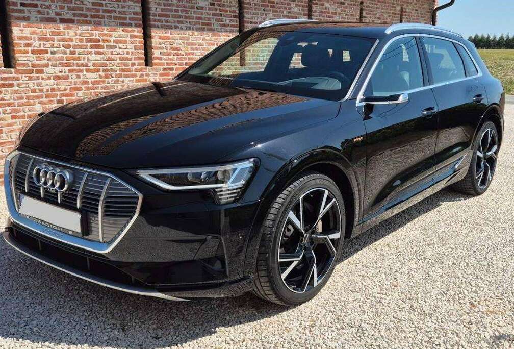 Audi E-Tron 71 kWh 50 Quattro S line Leder, Panorama Dak, Luchtvering, 22inch sportwielen, FULL OPTION